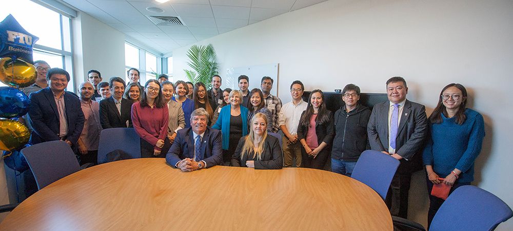 Marakas Family Doctoral Student Association Room naming