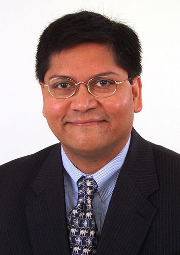 FIU Associate Dean Sumit Kundu