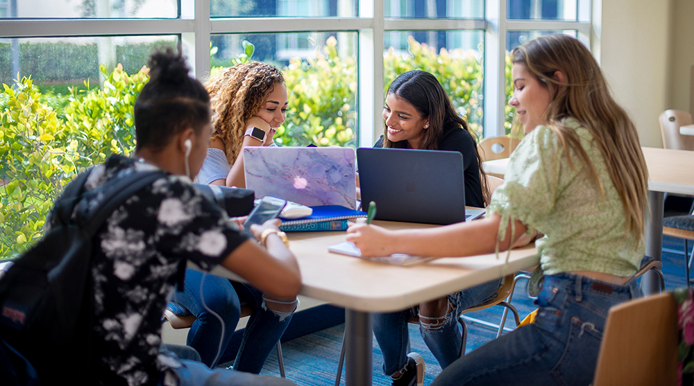 BankUnited iCare Scholarship targets students engaged in diversity.